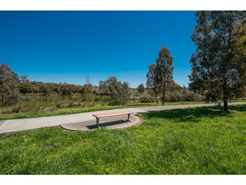 13/38 Mallard Circuit, Craigieburn VIC 3064