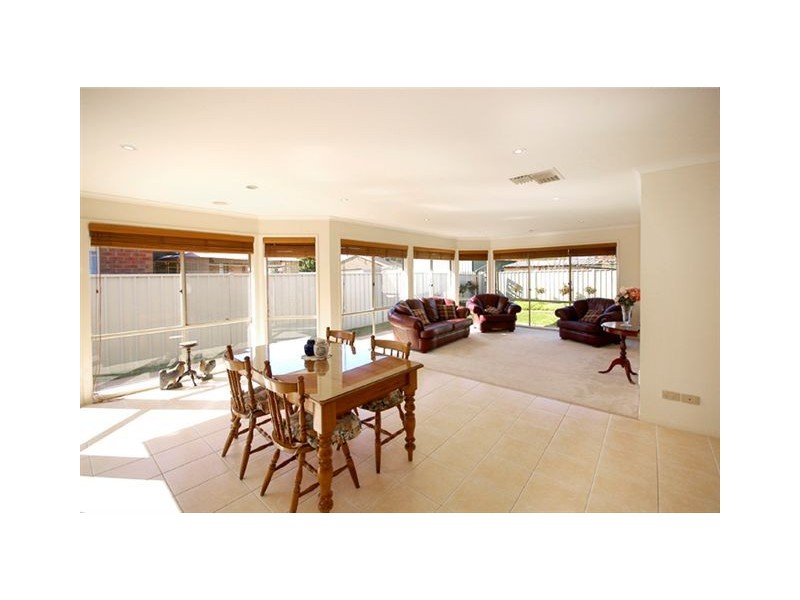 13 Jacarandah Place, Craigieburn VIC 3064