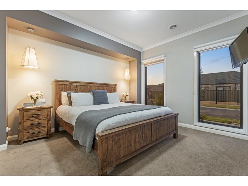 91 Creekbridge Street, Craigieburn VIC 3064