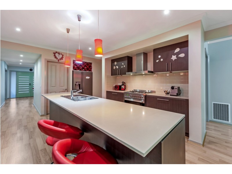 36 Serenity Way, Craigieburn VIC 3064