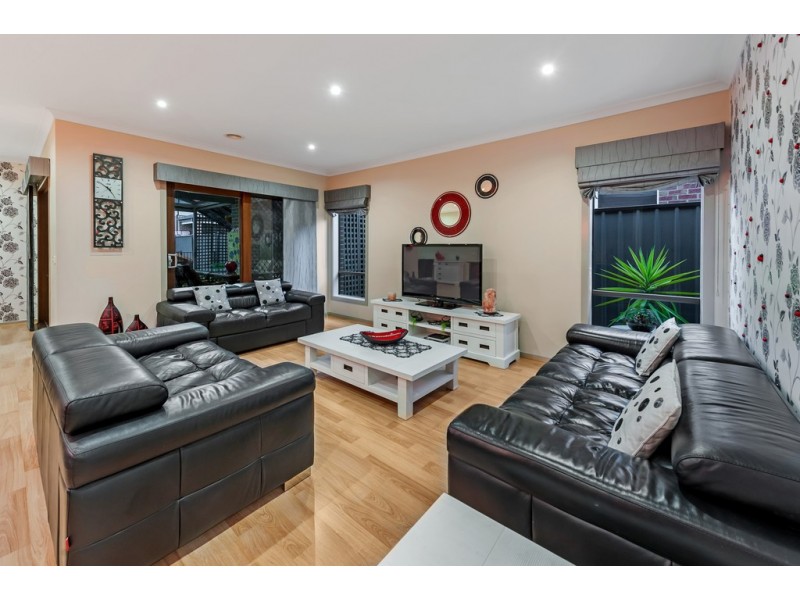36 Serenity Way, Craigieburn VIC 3064