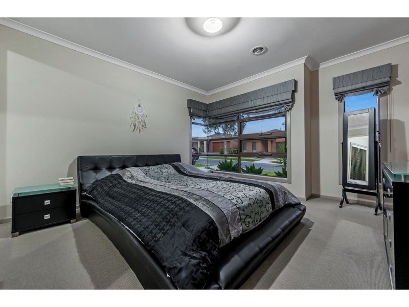 36 Serenity Way, Craigieburn VIC 3064