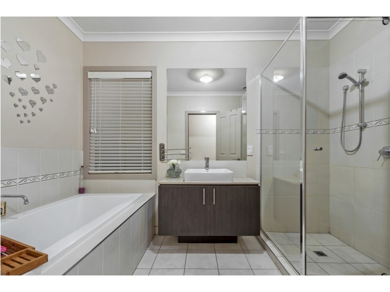 36 Serenity Way, Craigieburn VIC 3064