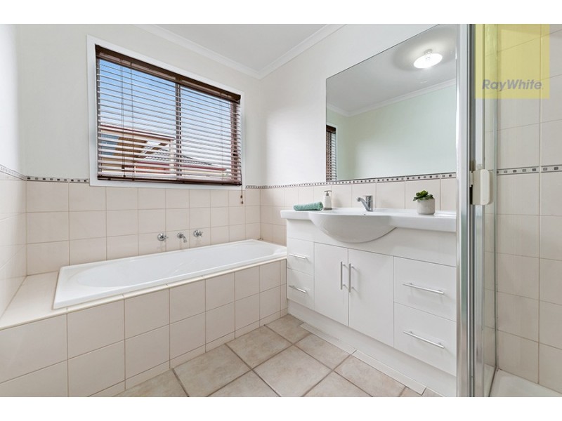 17 Mission Hills Way, Craigieburn VIC 3064