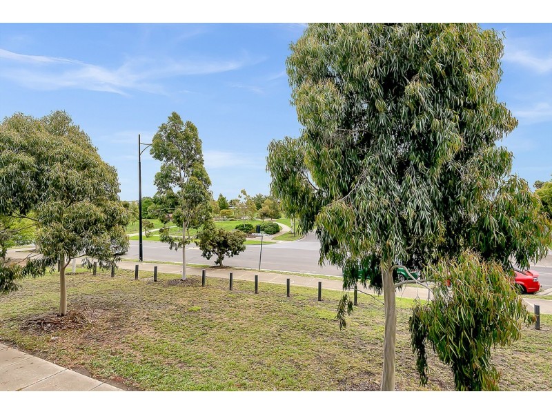 108 Newbury Boulevard, Craigieburn VIC 3064