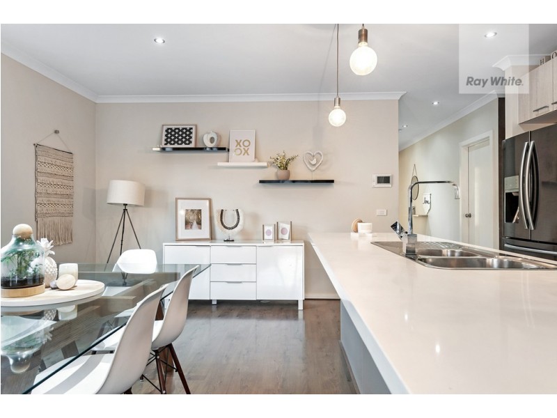 92 Moor Park Drive, Craigieburn VIC 3064