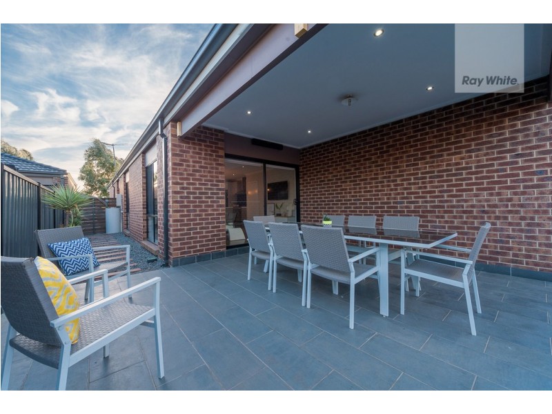 92 Moor Park Drive, Craigieburn VIC 3064