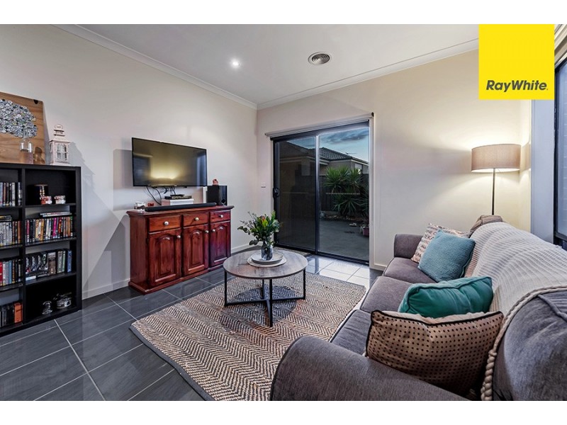 21 Fermont Avenue, Craigieburn VIC 3064