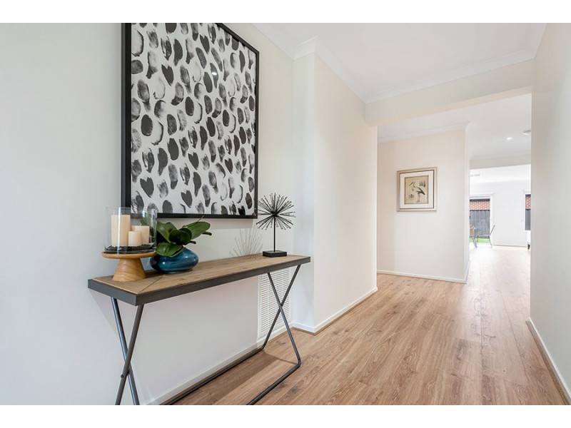 73 Creekbridge Street, Craigieburn VIC 3064