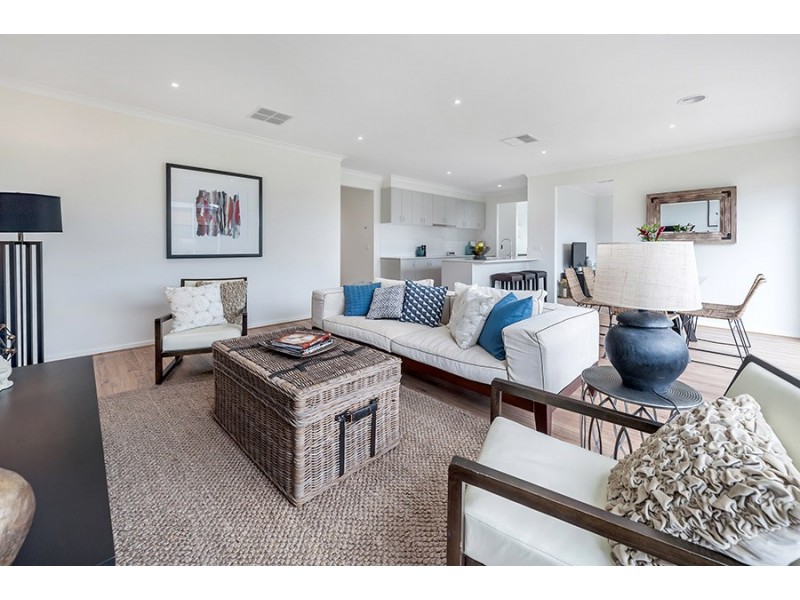 73 Creekbridge Street, Craigieburn VIC 3064