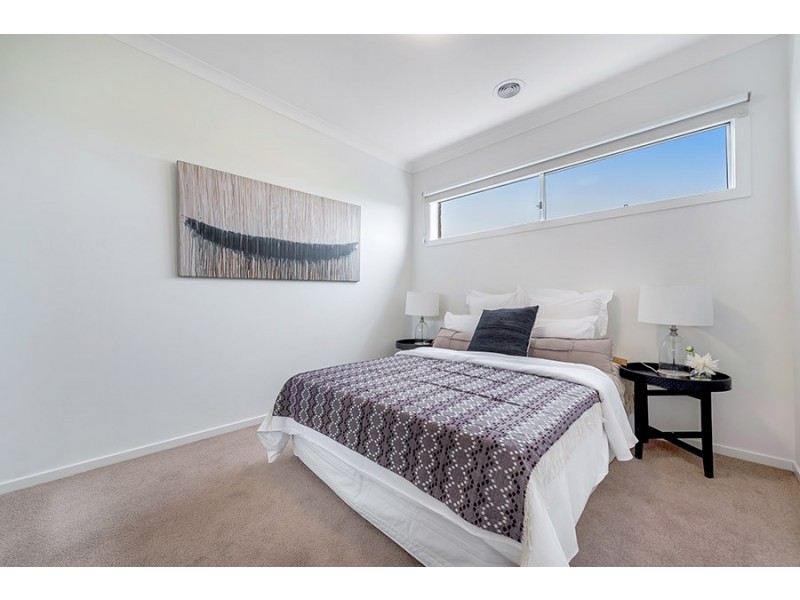 73 Creekbridge Street, Craigieburn VIC 3064