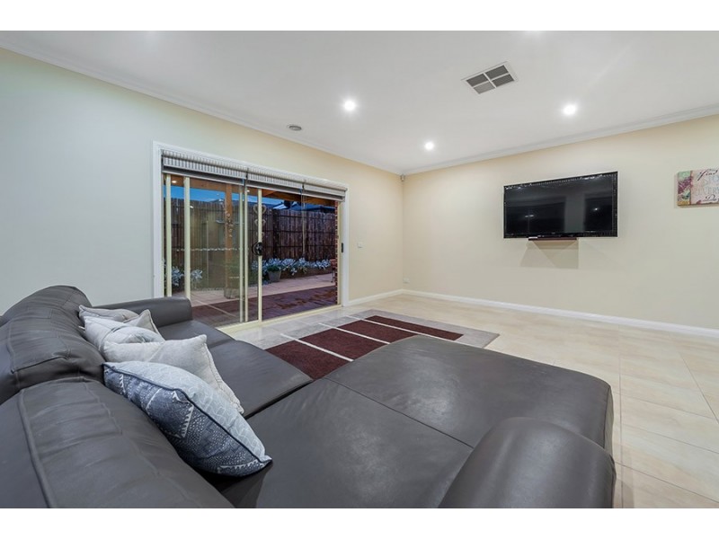 54 Grevillea Street, Craigieburn VIC 3064