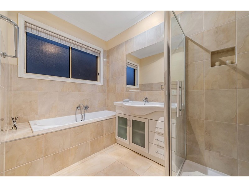 54 Grevillea Street, Craigieburn VIC 3064