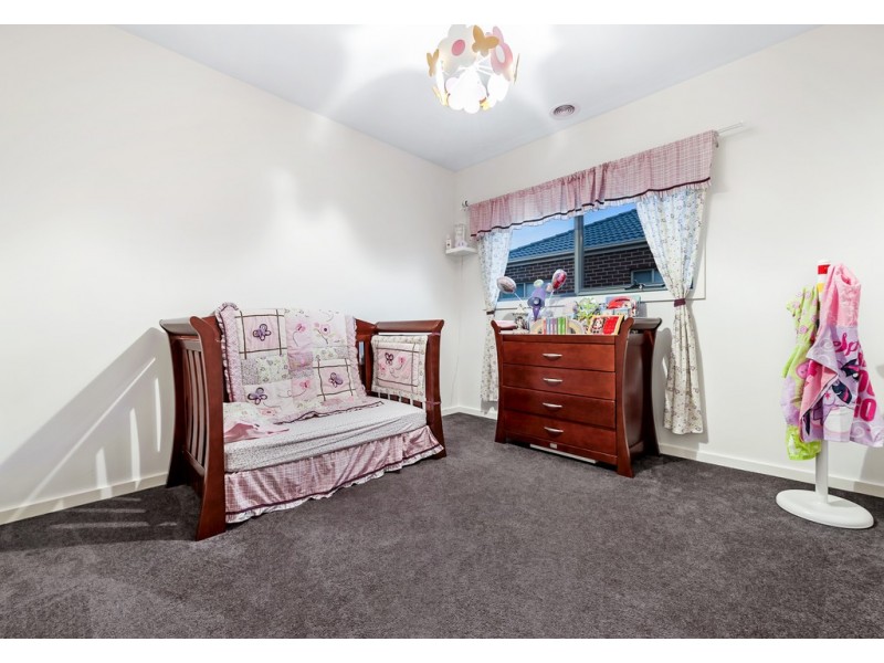 6 Virtue Way, Craigieburn VIC 3064