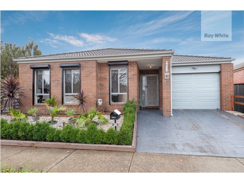 28 Greenham Avenue, Craigieburn VIC 3064