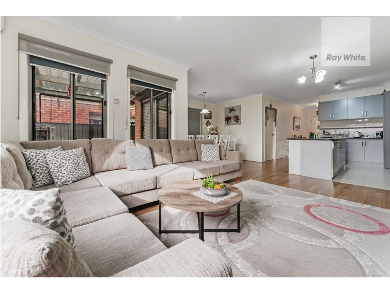 28 Greenham Avenue, Craigieburn VIC 3064