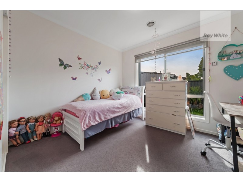 28 Greenham Avenue, Craigieburn VIC 3064