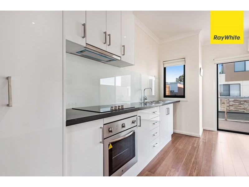 27 Huntington Drive, Craigieburn VIC 3064