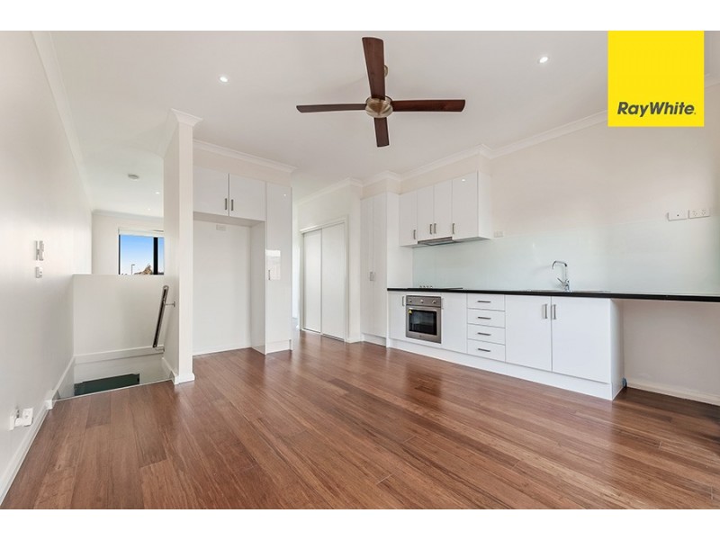 27 Huntington Drive, Craigieburn VIC 3064