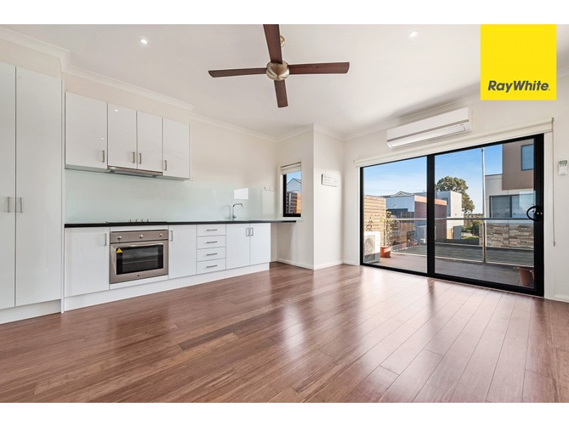 27 Huntington Drive, Craigieburn VIC 3064
