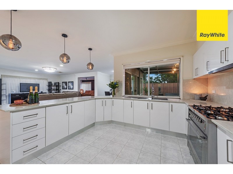 1 Angus Court, Roxburgh Park VIC 3064