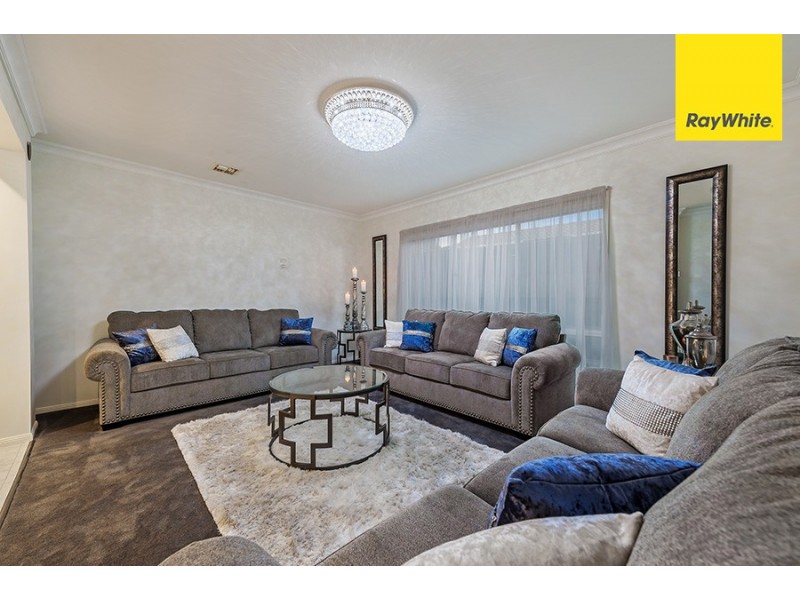 1 Angus Court, Roxburgh Park VIC 3064