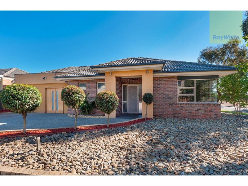 2 Healesville Loop, Craigieburn VIC 3064