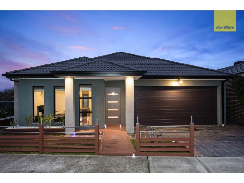 8 Densham Way, Craigieburn VIC 3064