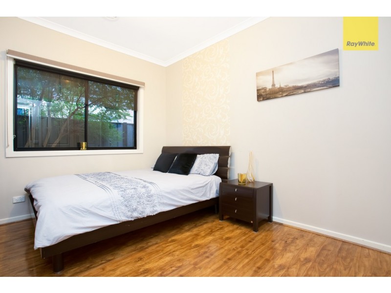 8 Densham Way, Craigieburn VIC 3064