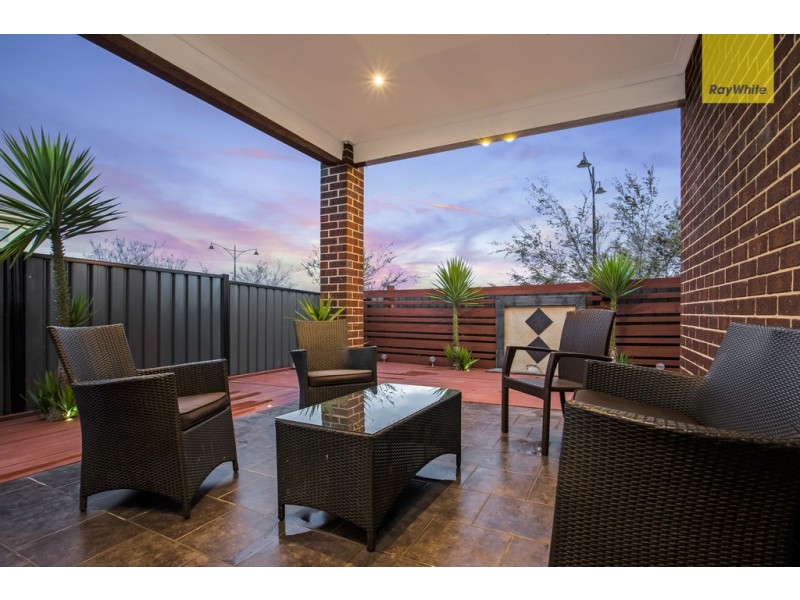 8 Densham Way, Craigieburn VIC 3064