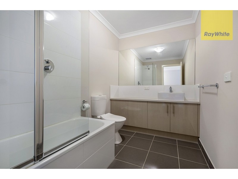 54/2-24 Hyde Park Avenue, Craigieburn VIC 3064