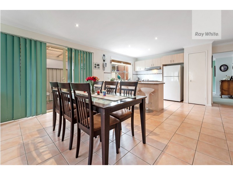 39 Lakes Drive, Craigieburn VIC 3064