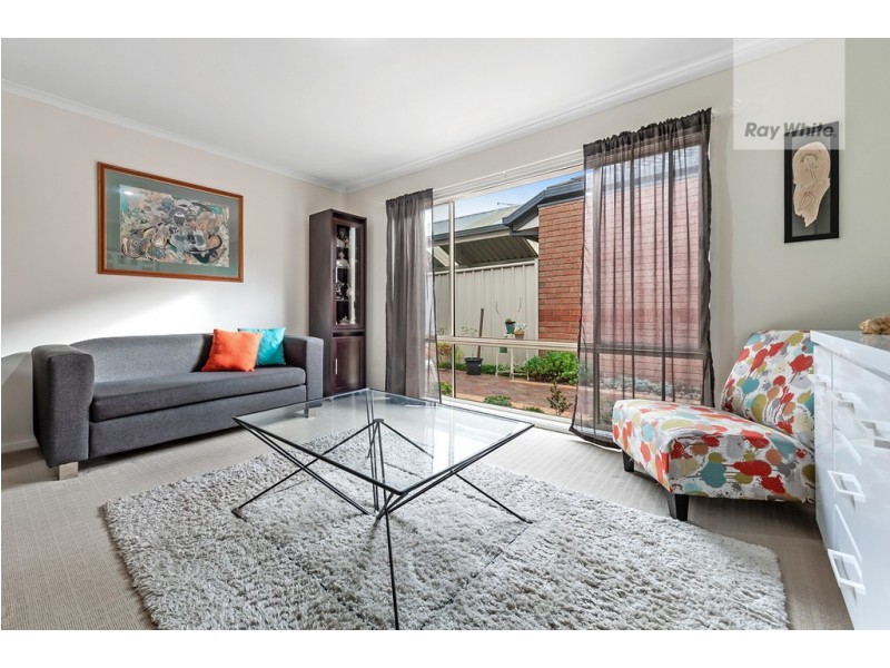 39 Lakes Drive, Craigieburn VIC 3064
