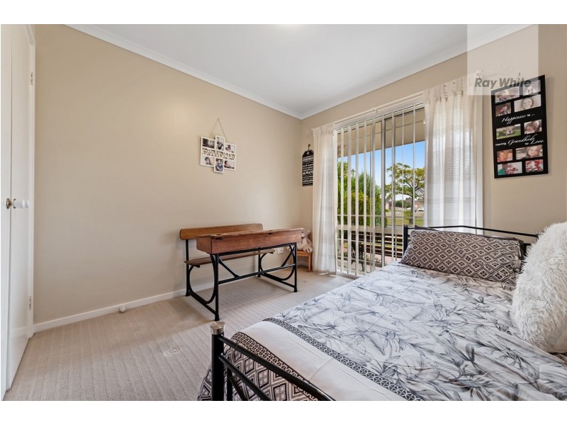 39 Lakes Drive, Craigieburn VIC 3064