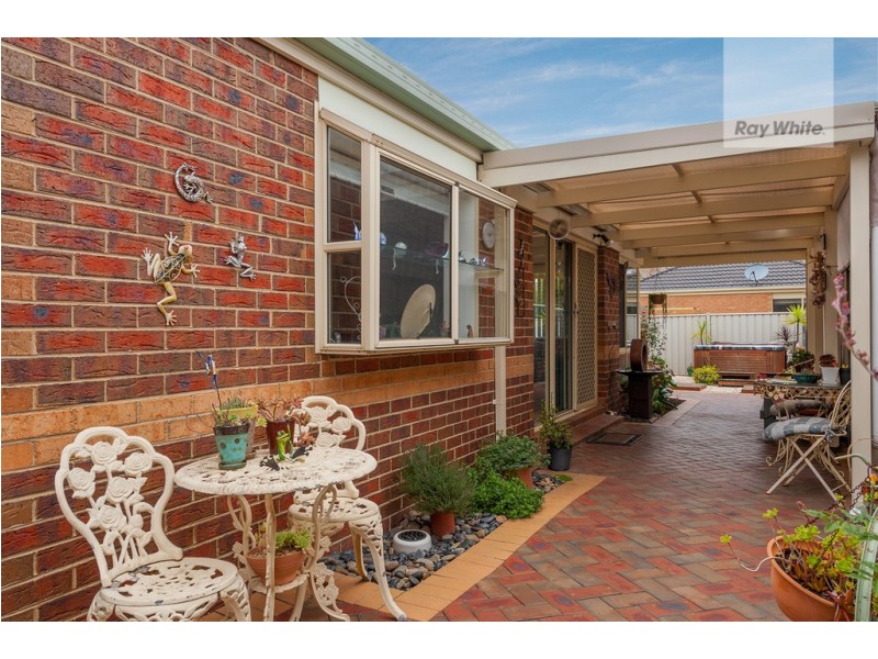 39 Lakes Drive, Craigieburn VIC 3064