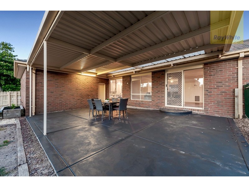 61 Creekwood Drive, Craigieburn VIC 3064