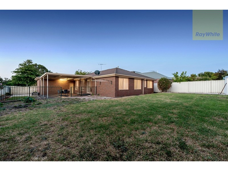 61 Creekwood Drive, Craigieburn VIC 3064