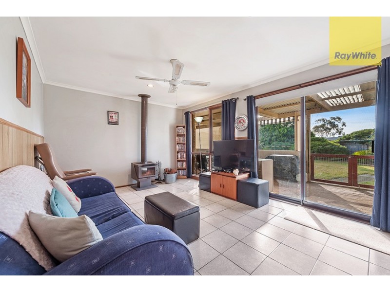 10 Brampton Close, Craigieburn VIC 3064