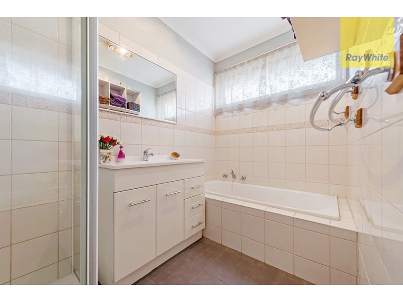 10 Brampton Close, Craigieburn VIC 3064