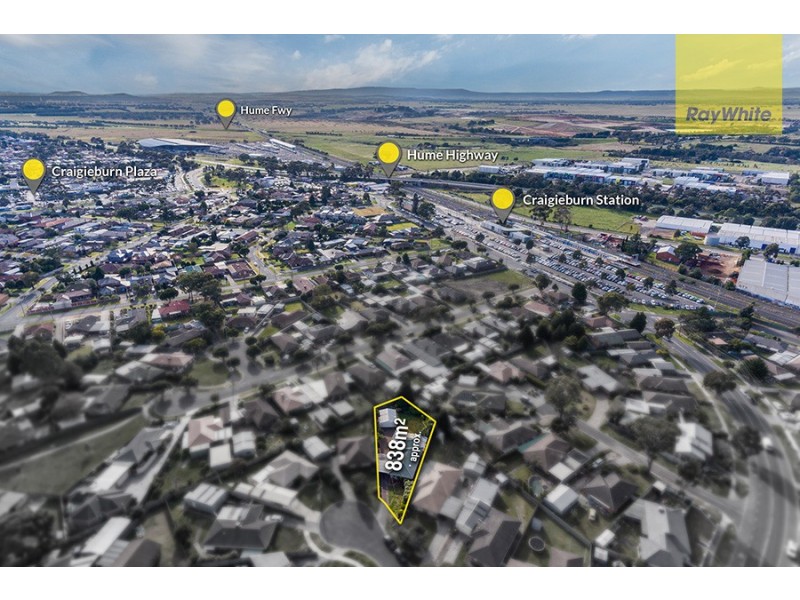 10 Brampton Close, Craigieburn VIC 3064