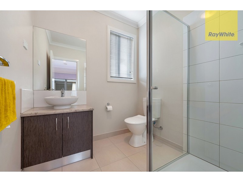 27 Furlong Street, Craigieburn VIC 3064