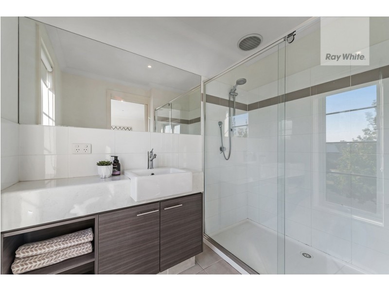 16/8 Moresby Court, Craigieburn VIC 3064