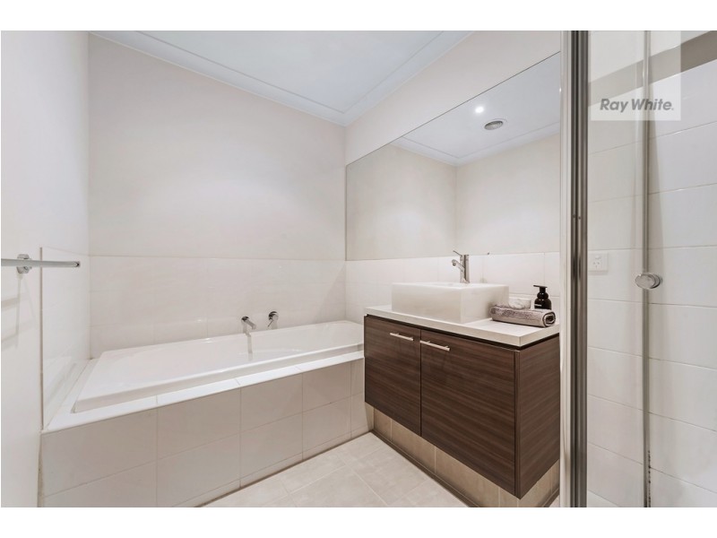 16/8 Moresby Court, Craigieburn VIC 3064