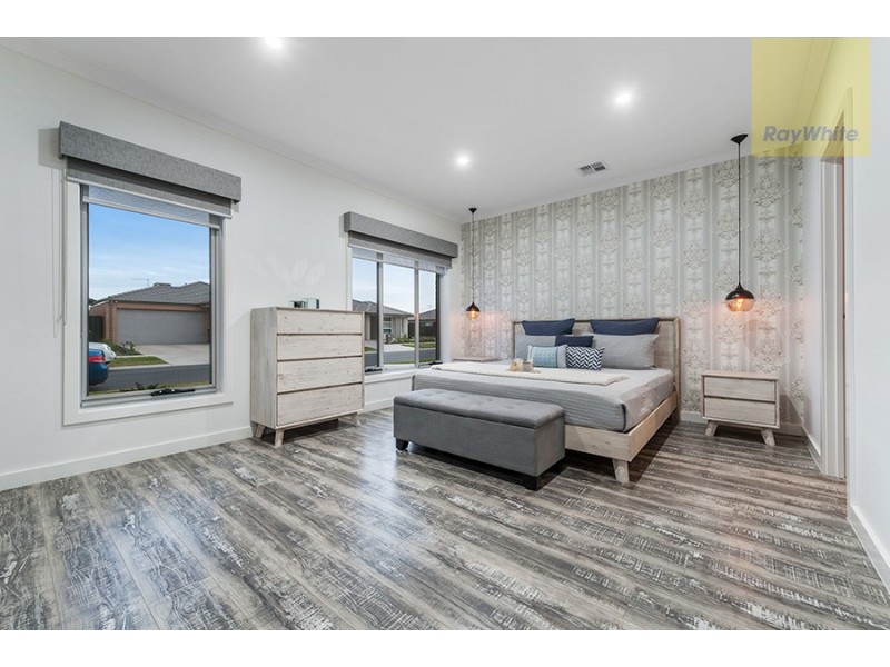 29 Lemon Myrtle Way, Craigieburn VIC 3064