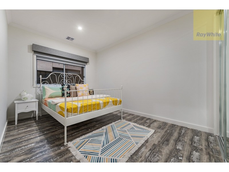 29 Lemon Myrtle Way, Craigieburn VIC 3064