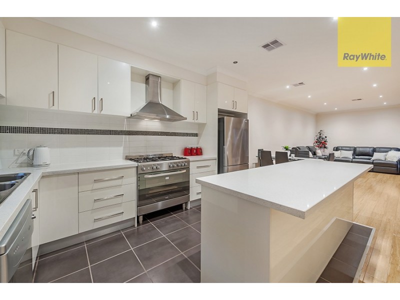 109A Golf View Drive, Craigieburn VIC 3064