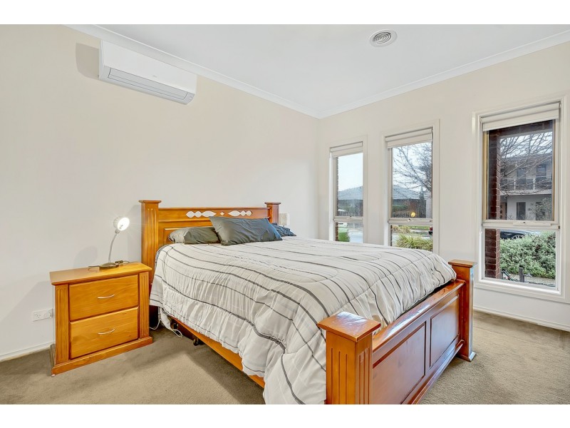 17 Acland Street, Craigieburn VIC 3064