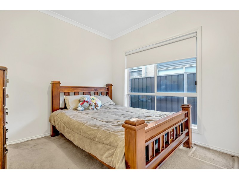 17 Acland Street, Craigieburn VIC 3064