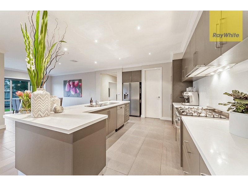 5 Blackbird Terrace, Craigieburn VIC 3064