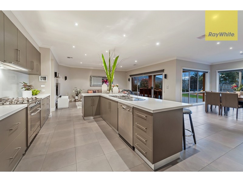 5 Blackbird Terrace, Craigieburn VIC 3064